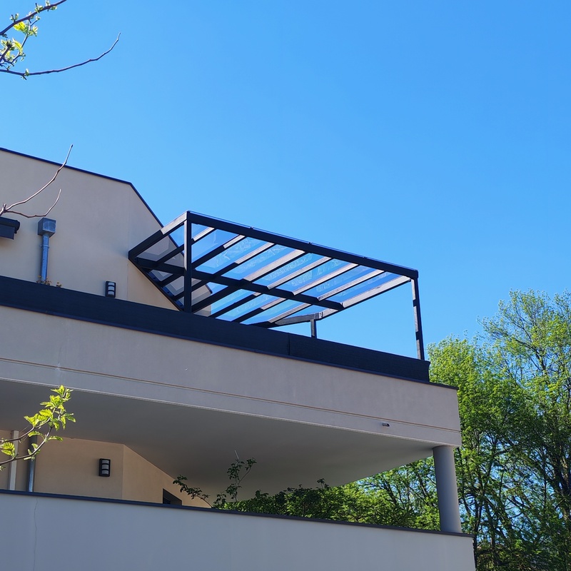 Pergola métal / verre extérieure
